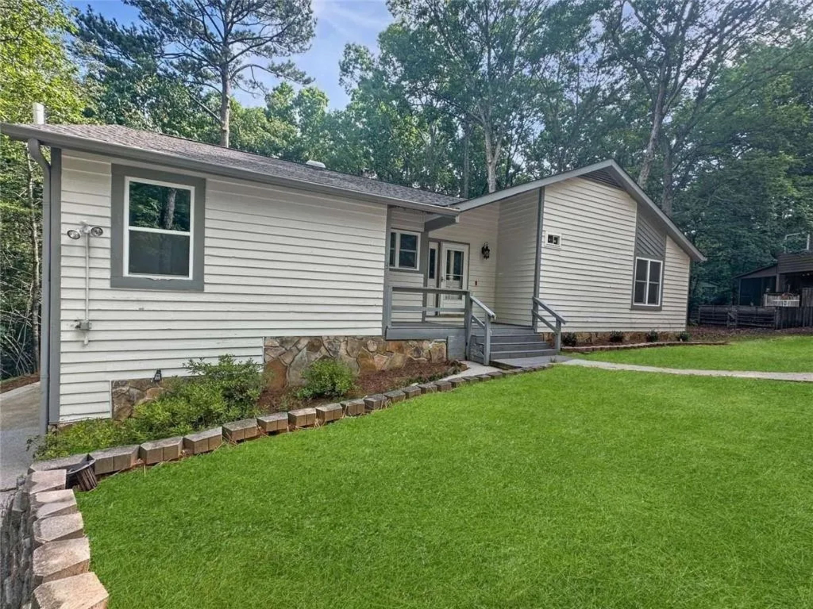 6800 Brookwood Court